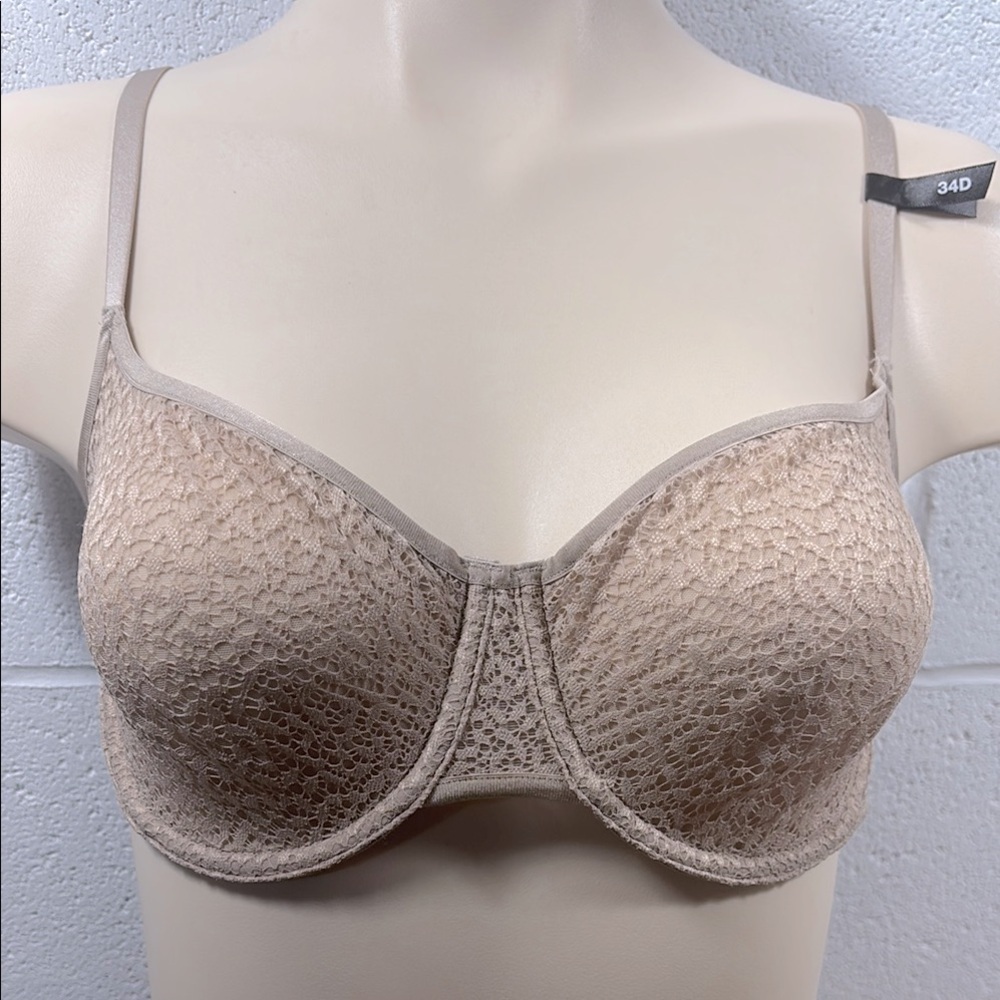 NWT Dkny Tan Underwire Bra with Lace Detailing​​